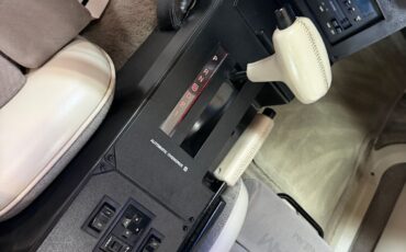 Pontiac-Firebird-1984-Coupe-37