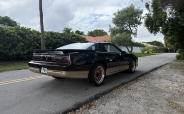 Pontiac-Firebird-1985-3