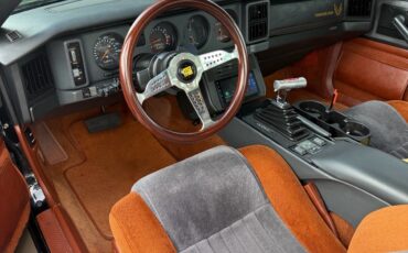 Pontiac-Firebird-1985-7