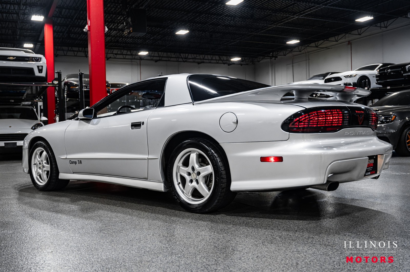 Pontiac-Firebird-1995-Hatchback-2