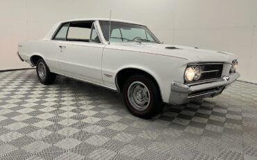 Pontiac-GTO-1964-Coupe-18