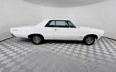 Pontiac-GTO-1964-Coupe-4