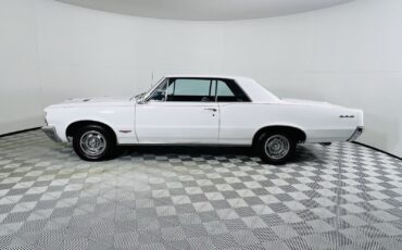 Pontiac-GTO-1964-Coupe-8