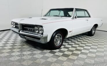 Pontiac-GTO-1964-Coupe-9