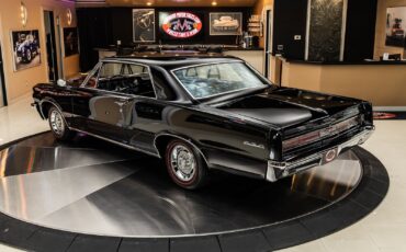 Pontiac-GTO-1964-Other-17