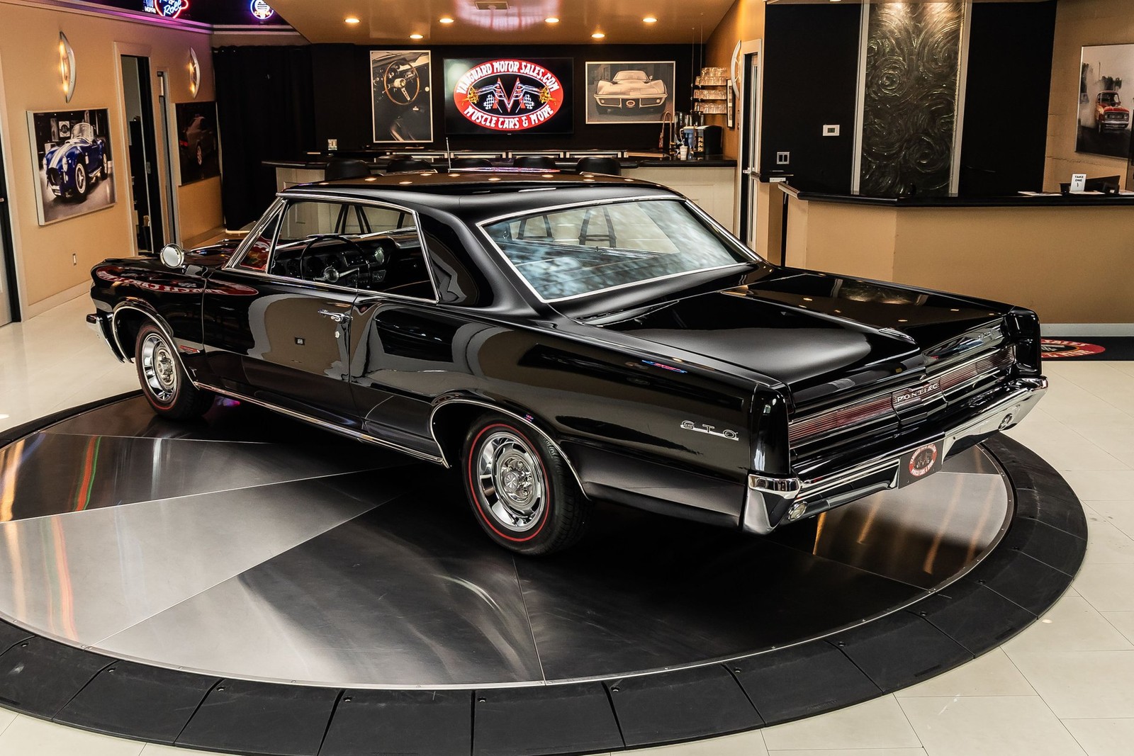 Pontiac-GTO-1964-Other-17