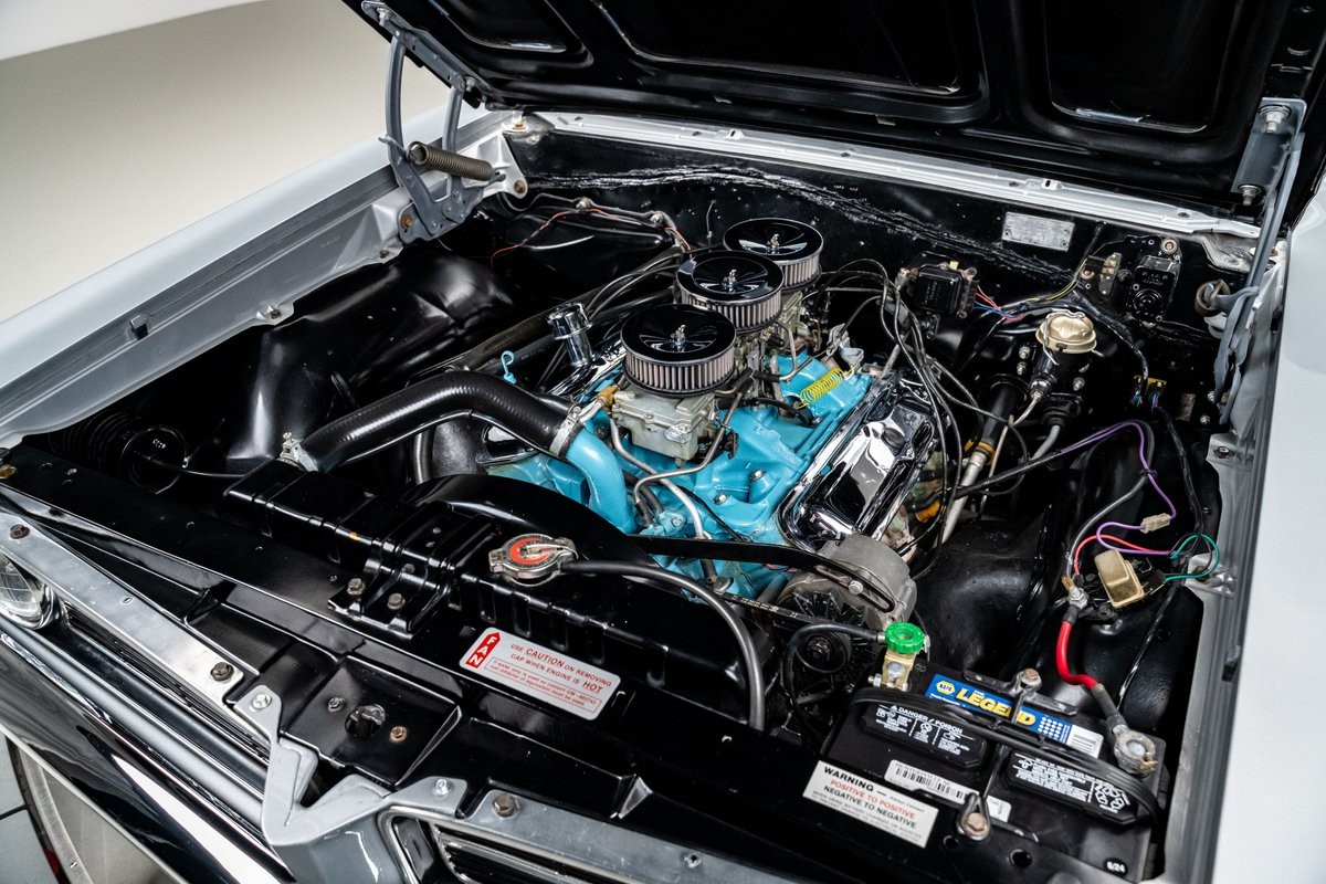 Pontiac-GTO-1964-Sedan-1