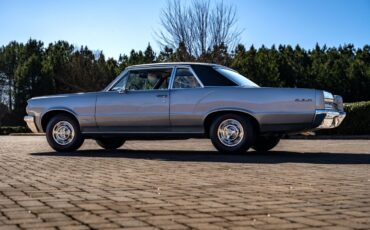 Pontiac-GTO-1964-Sedan-19