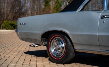 Pontiac-GTO-1964-Sedan-24