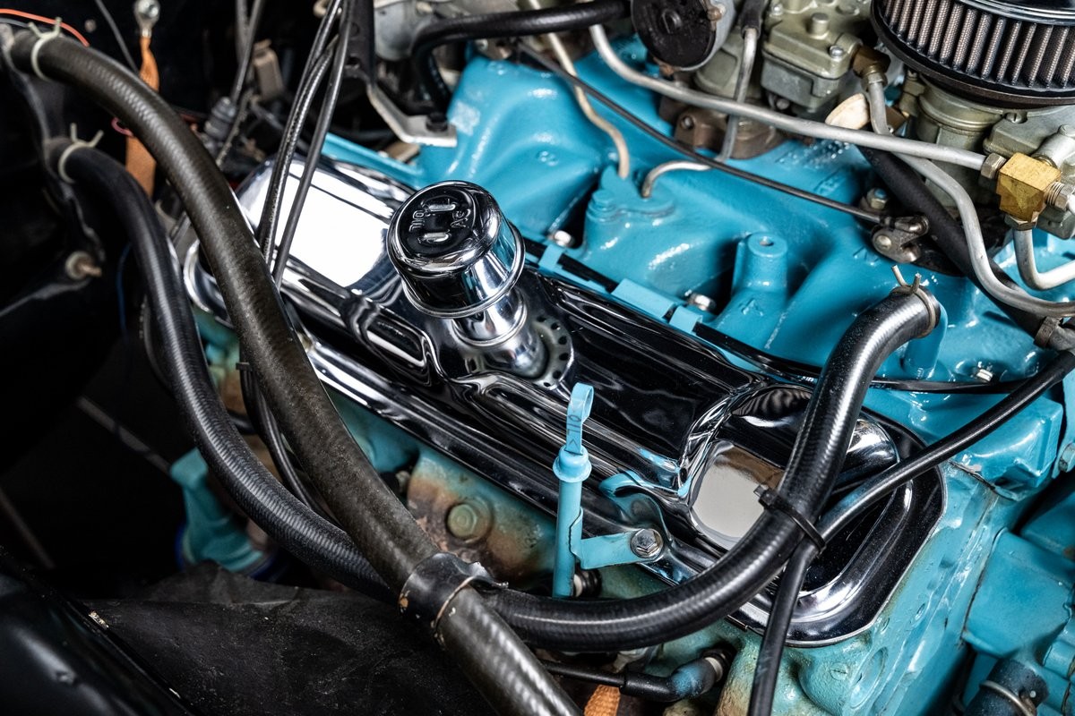 Pontiac-GTO-1964-Sedan-29