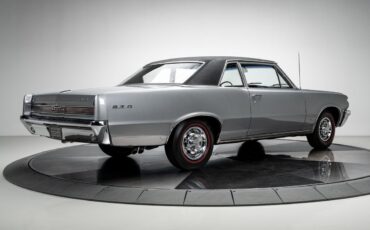 Pontiac-GTO-1964-Sedan-29