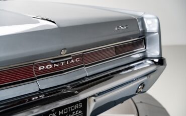 Pontiac-GTO-1964-Sedan-34