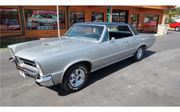 Pontiac-GTO-1965-2-door-coupe-2