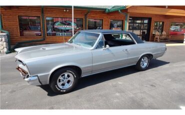 Pontiac-GTO-1965-2-door-coupe-3