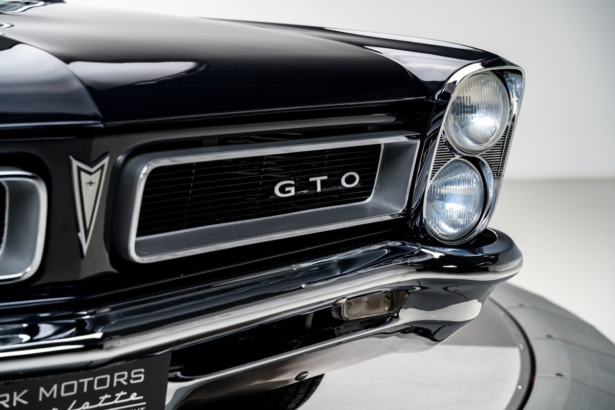 Pontiac-GTO-1965-Convertible-12