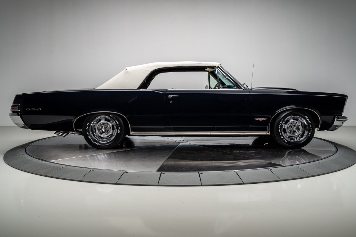 Pontiac-GTO-1965-Convertible-16