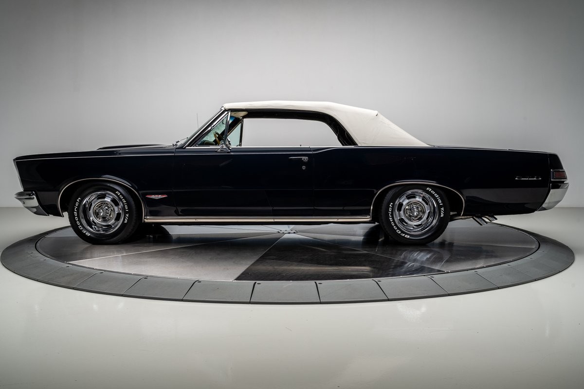 Pontiac-GTO-1965-Convertible-19