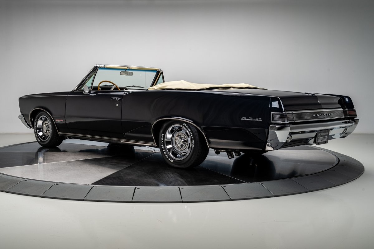 Pontiac-GTO-1965-Convertible-25