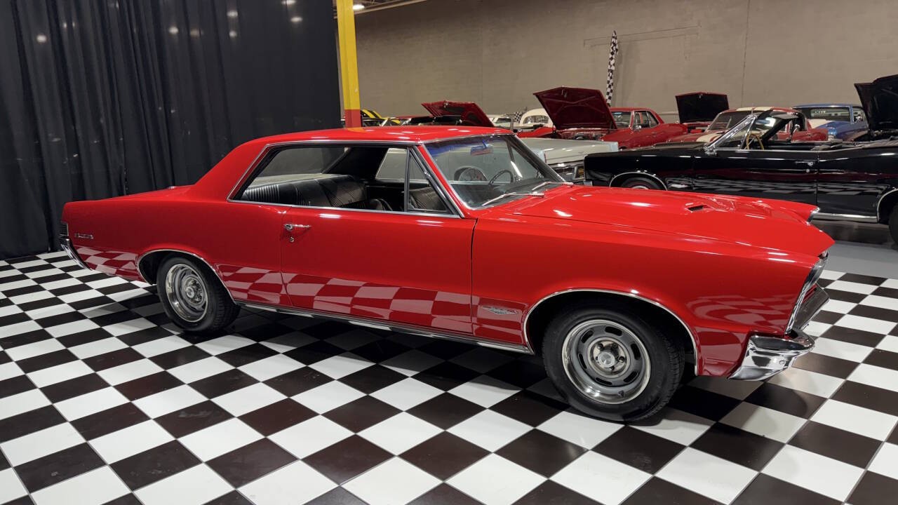 Pontiac-GTO-1965-Coupe-10