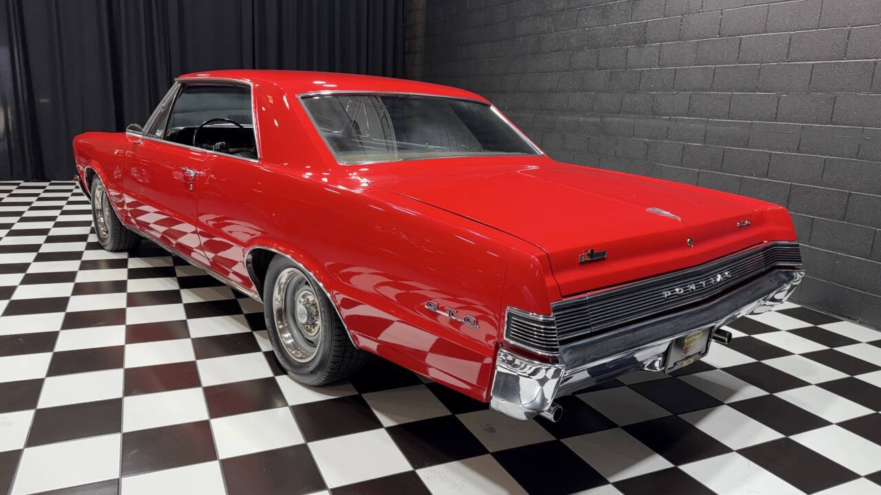 Pontiac-GTO-1965-Coupe-8