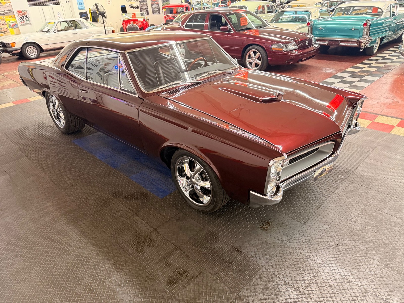 Pontiac-GTO-1966-2-Door-21