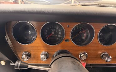 Pontiac-GTO-1966-2-Door-35