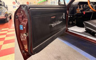Pontiac-GTO-1966-2-Door-38