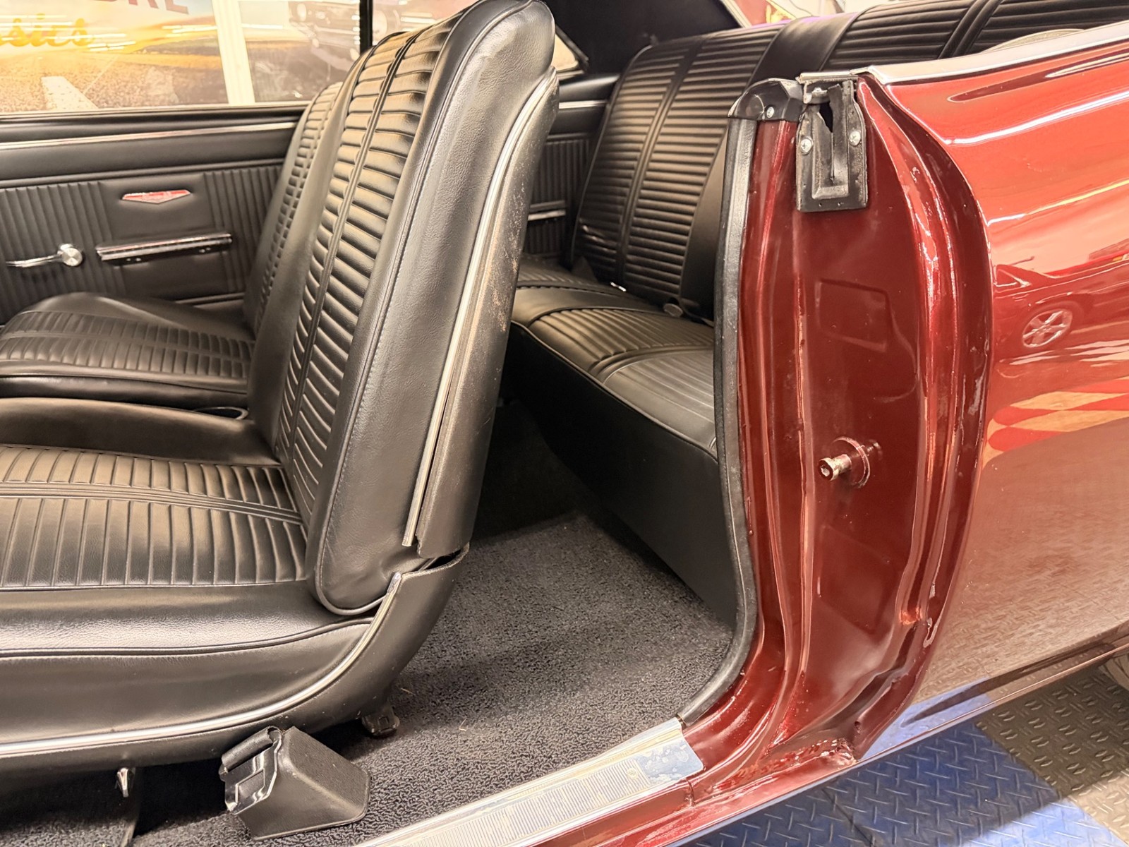 Pontiac-GTO-1966-2-Door-39