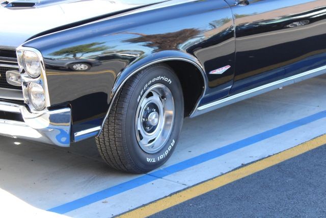 Pontiac-GTO-1966-Convertible-3