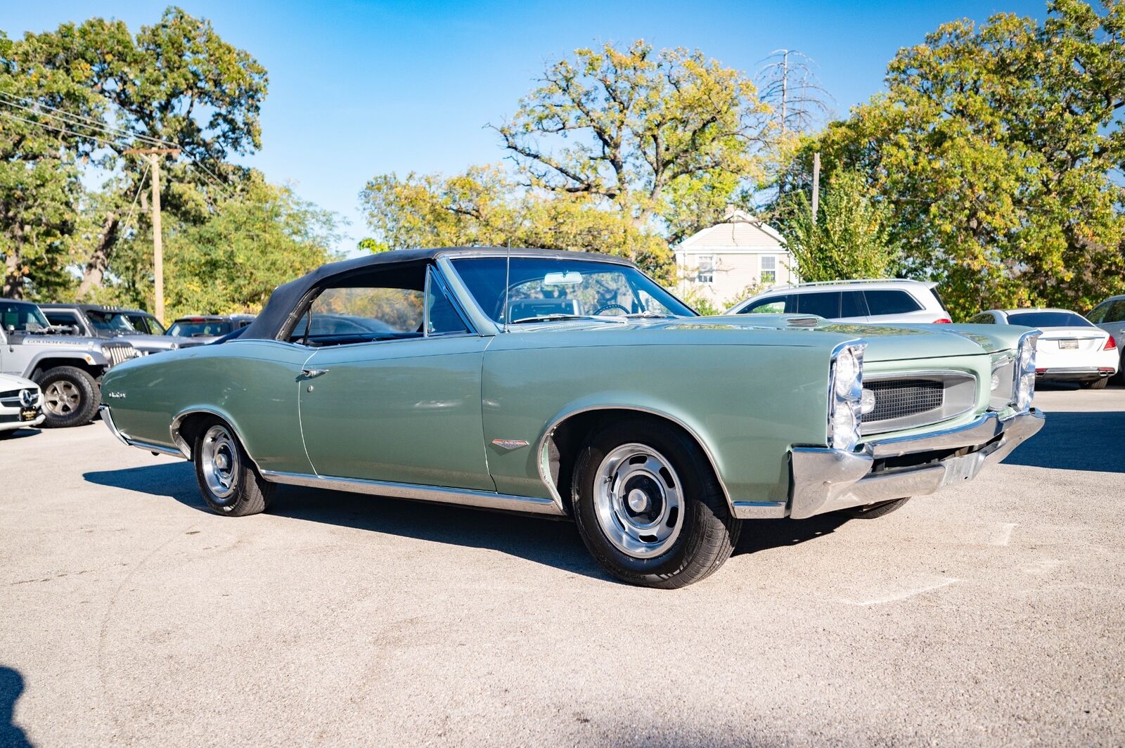 Pontiac-GTO-1966-Convertible-37