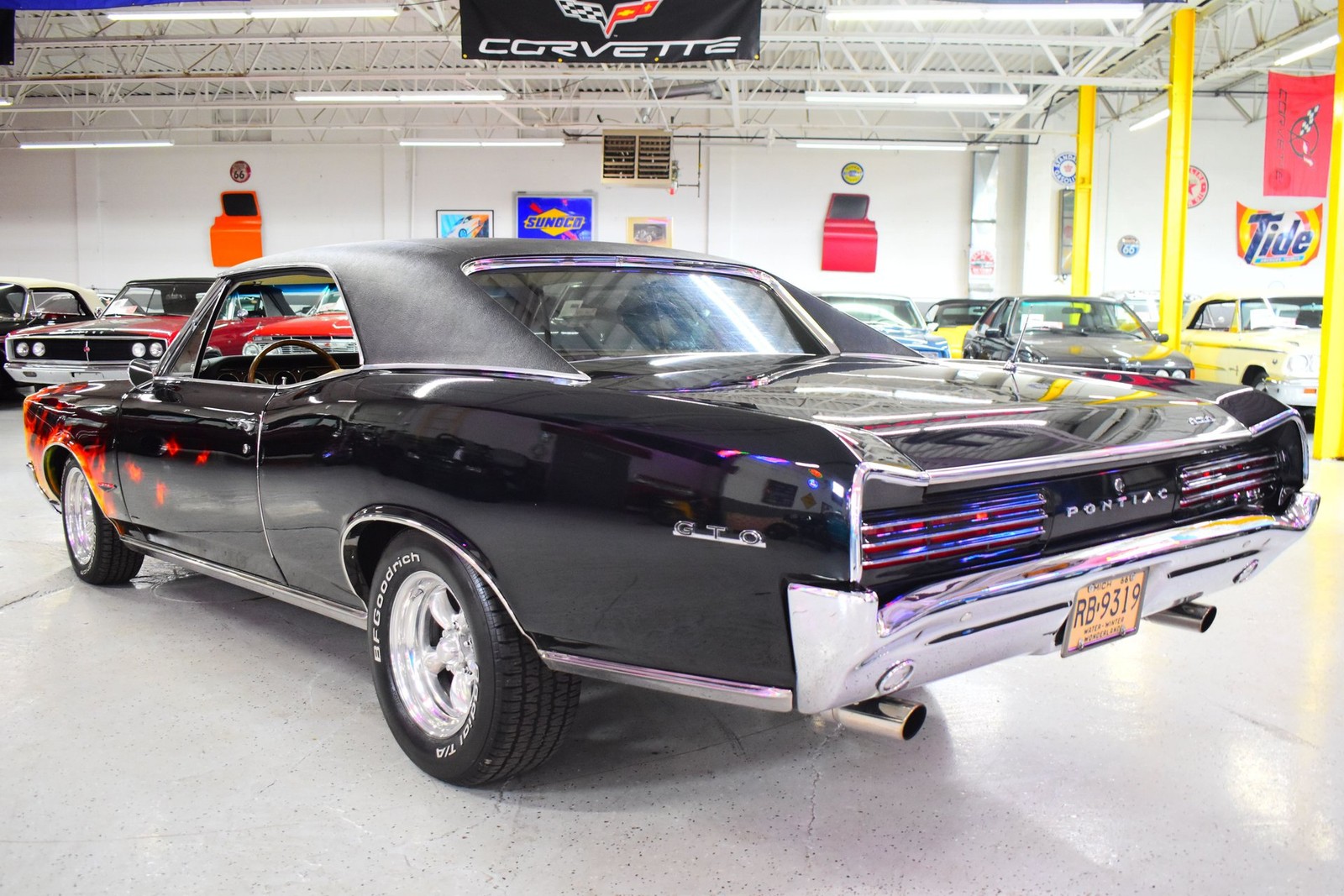 Pontiac-GTO-1966-Coupe-16