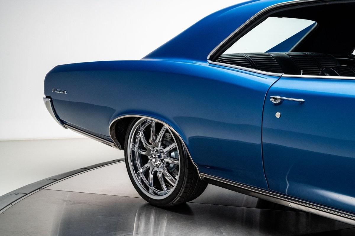 Pontiac-GTO-1966-Hardtop-25