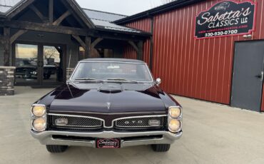 Pontiac-GTO-1967-2-Door-Coupe-1