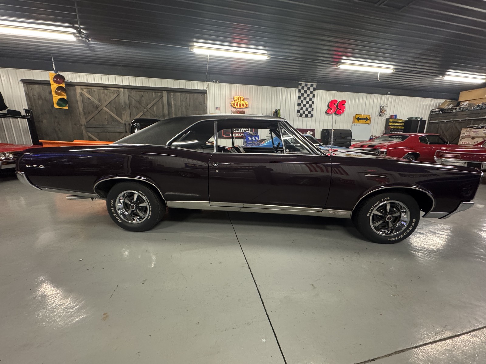 Pontiac-GTO-1967-2-Door-Coupe-30