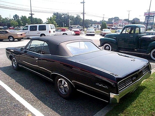 Pontiac-GTO-1967-Convertible-Black-23