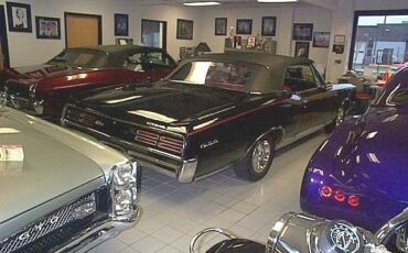 Pontiac-GTO-1967-Convertible-Black-3