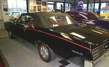Pontiac-GTO-1967-Convertible-Black-4