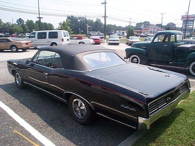 Pontiac-GTO-1967-Convertible-Black-9