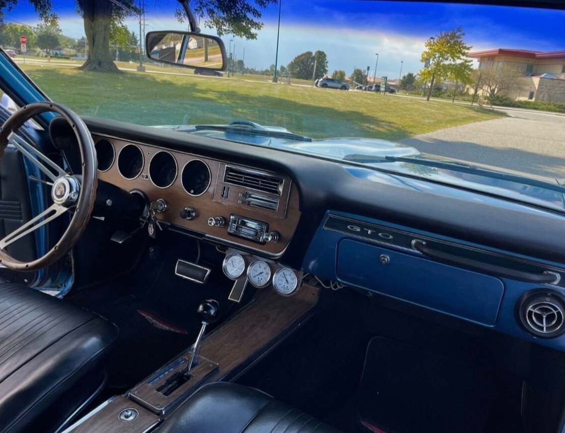 Pontiac-GTO-1967-Coupe-11