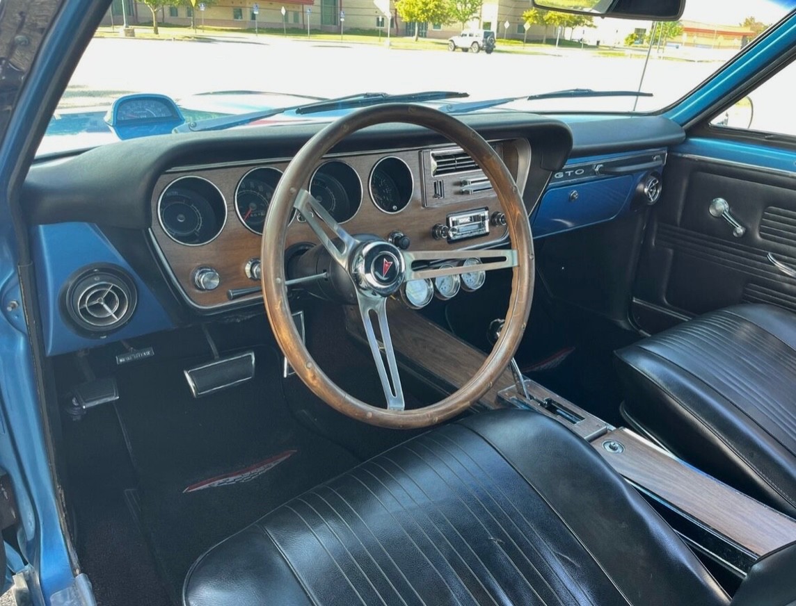 Pontiac-GTO-1967-Coupe-13