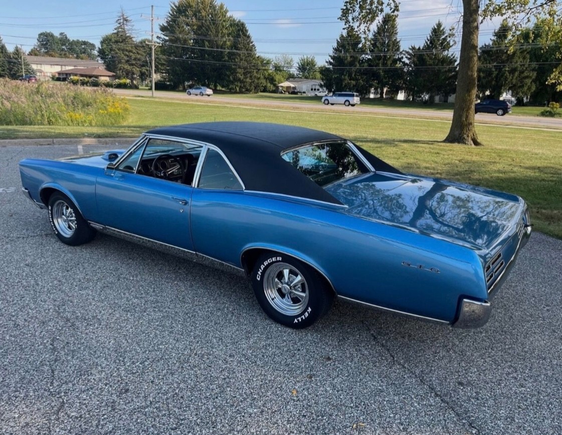 Pontiac-GTO-1967-Coupe-20