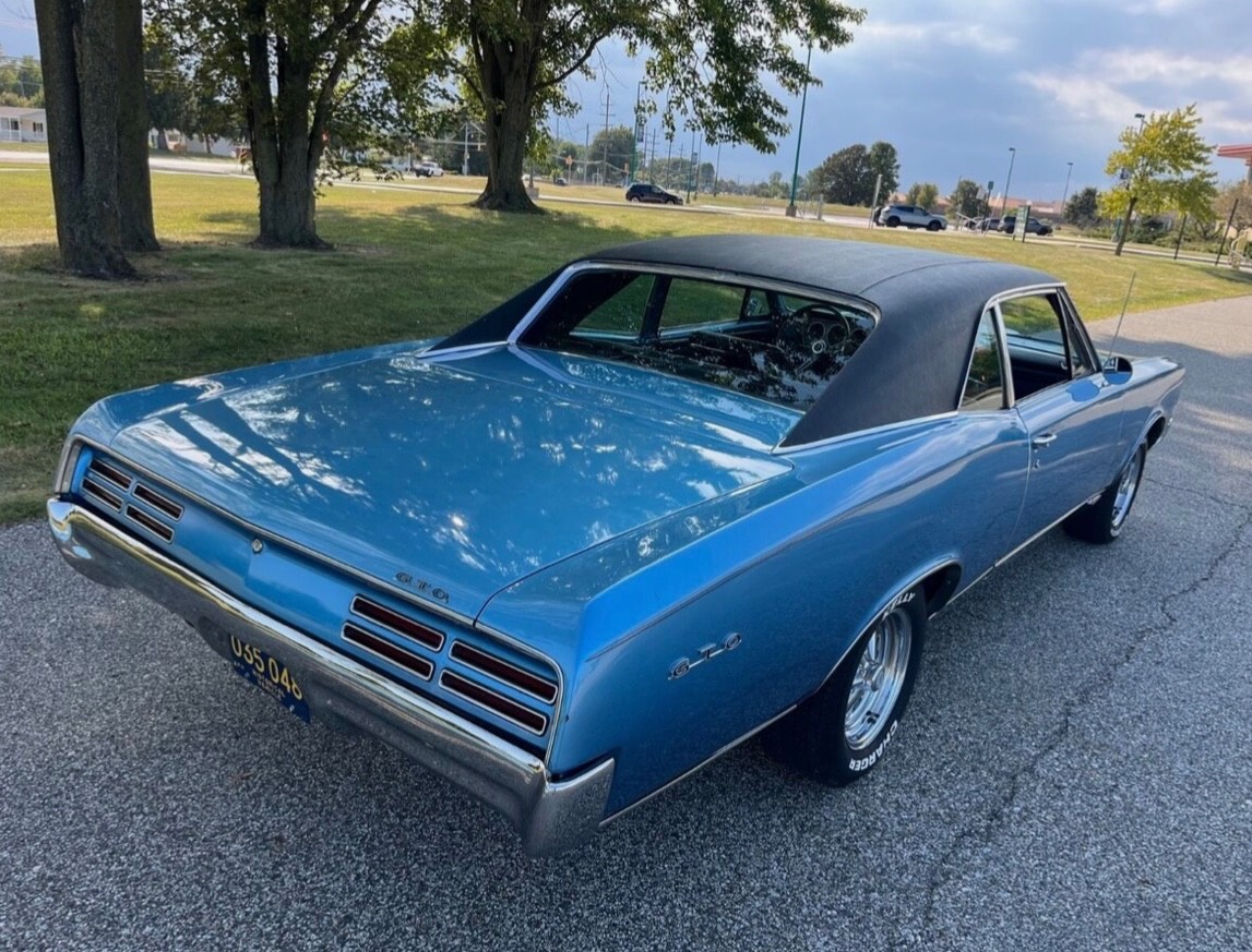 Pontiac-GTO-1967-Coupe-24