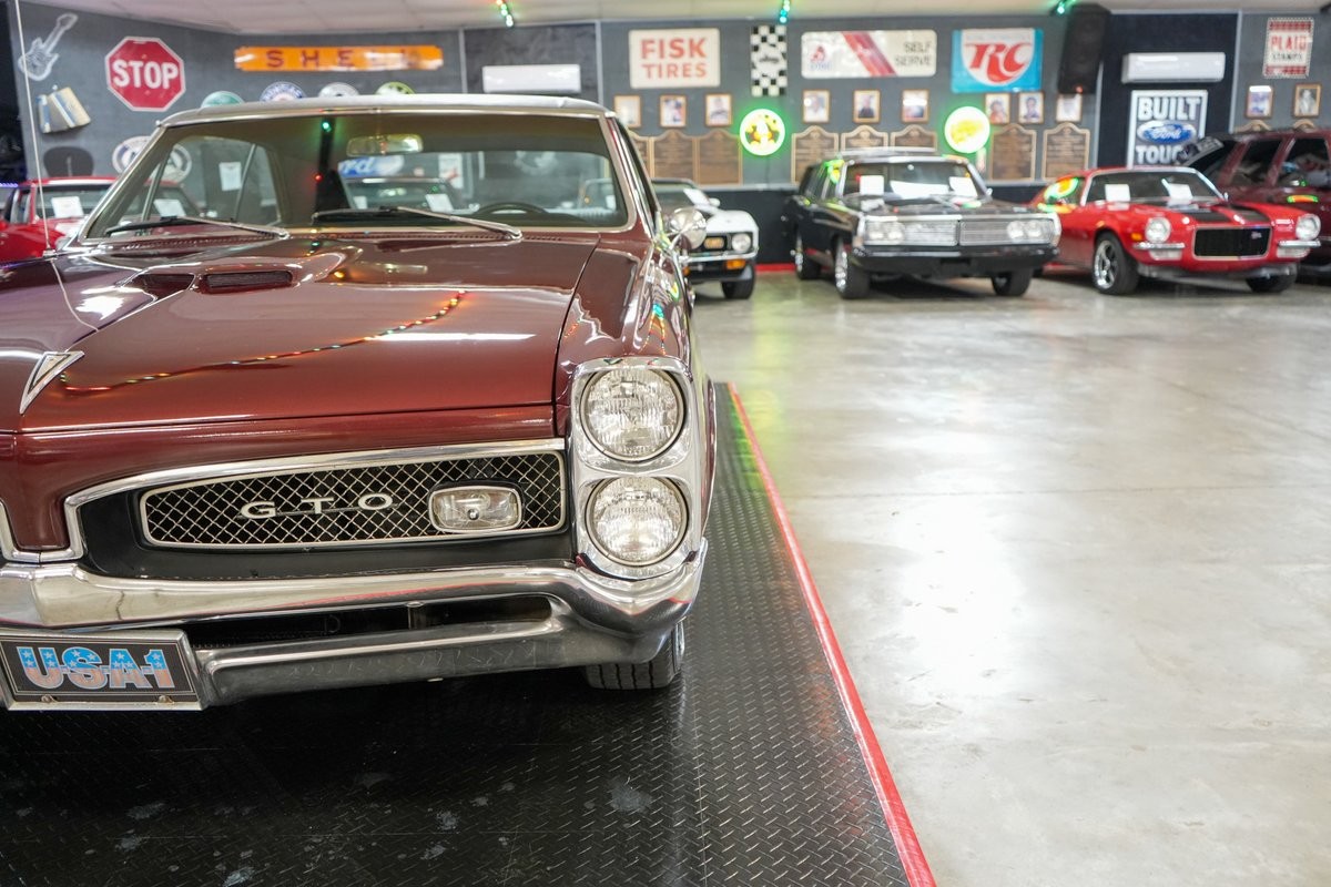 Pontiac-GTO-1967-Coupe-27