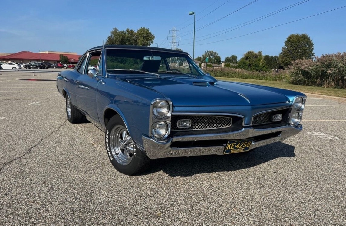 Pontiac-GTO-1967-Coupe-28