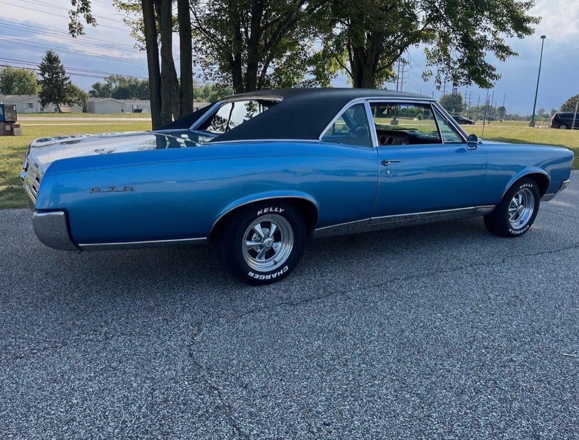 Pontiac-GTO-1967-Coupe-29