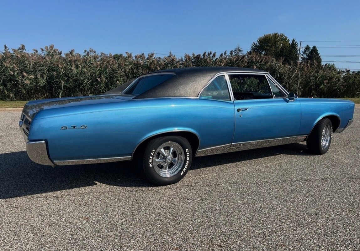 Pontiac-GTO-1967-Coupe-31