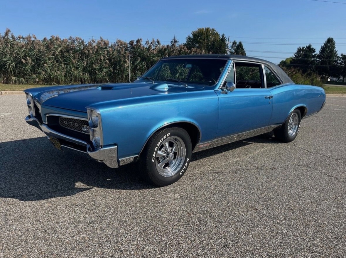 Pontiac-GTO-1967-Coupe-36