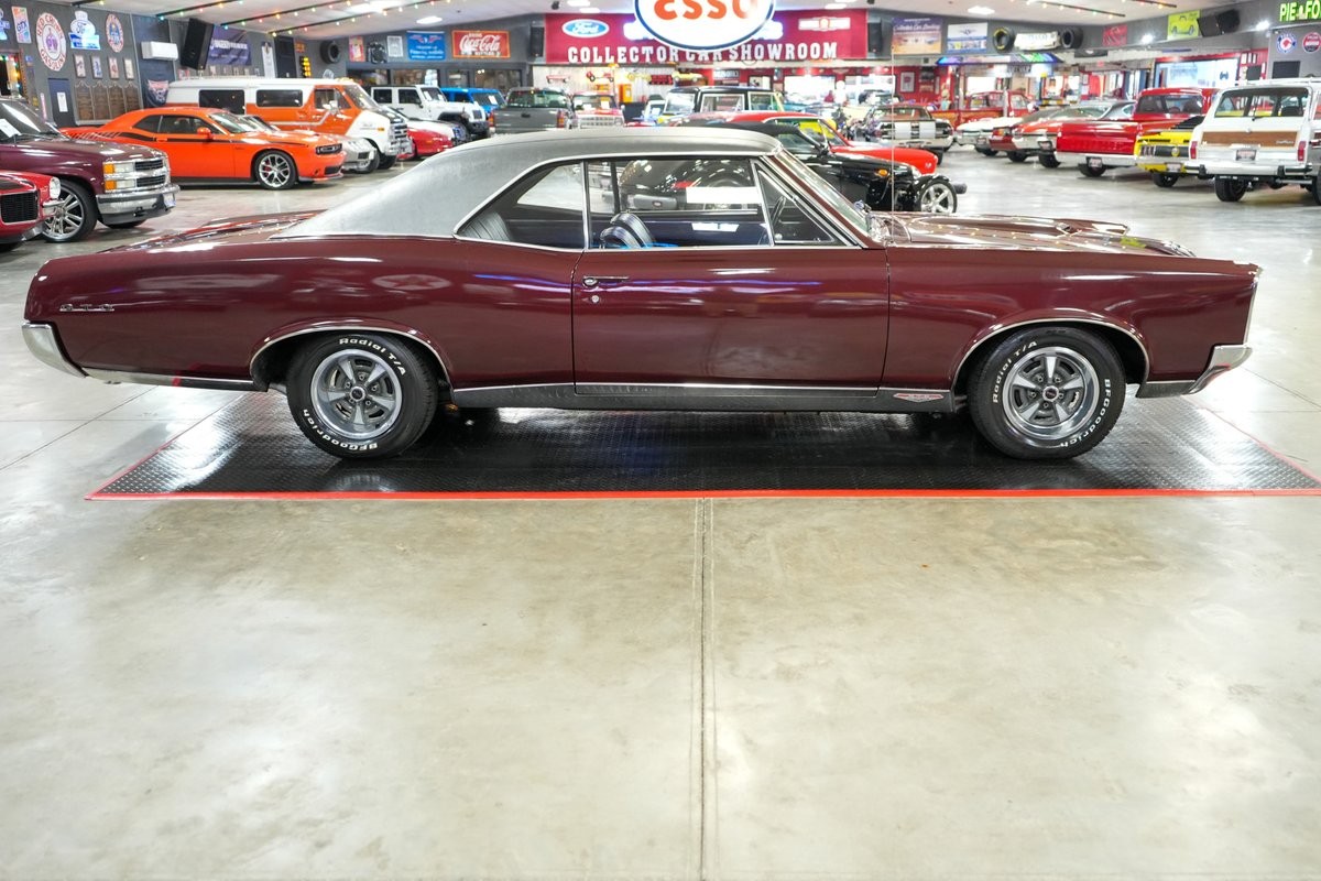 Pontiac-GTO-1967-Coupe-6
