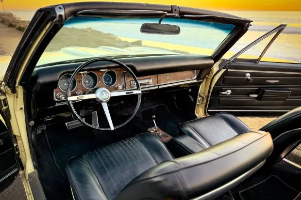 Pontiac-GTO-1968-Convertible-15