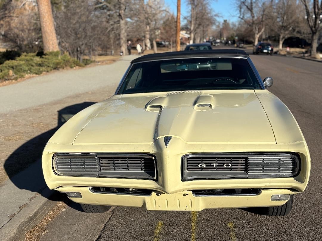 Pontiac-GTO-1968-Convertible-2
